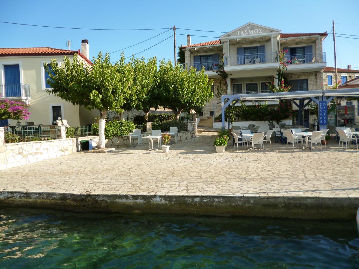 Boutique Hotel Iasmos Trizonia Exterior photo